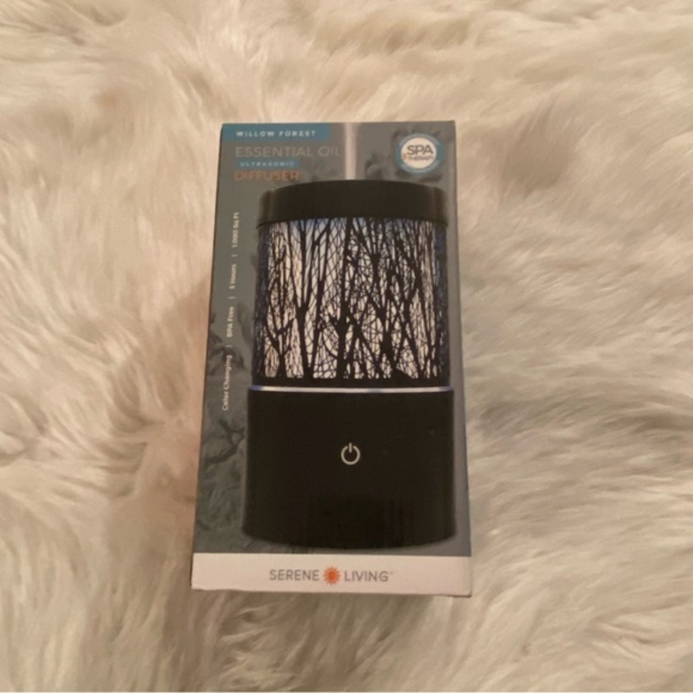 Essentials Oil Diffuser Serene Living New In Box‎